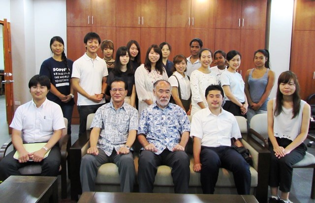 Ambassador Horie and Students from Sophia University and COM