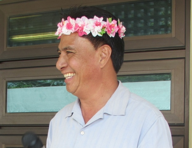 スピーチを行うピーターソン州知事代理 Speech by Pohnpei Lt. Governor Marcelo Peterson