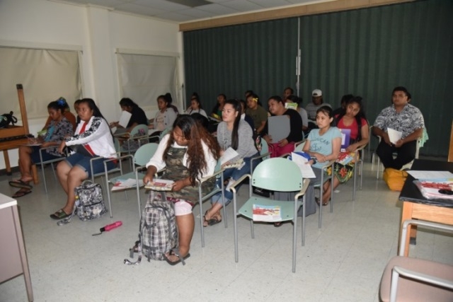 The students of COM watching the program (2)